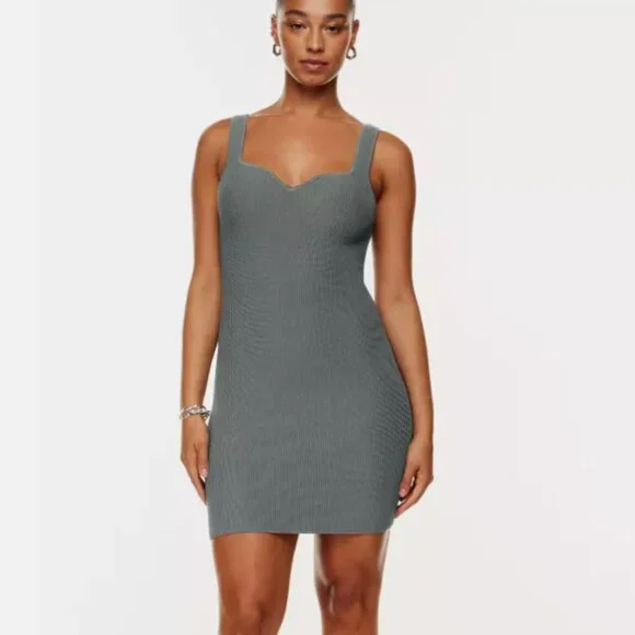 $110 NEW Aritzia Babaton Sculpt Knit Notch Dress Grey Mini Dress size medium - Picture 1 of 4